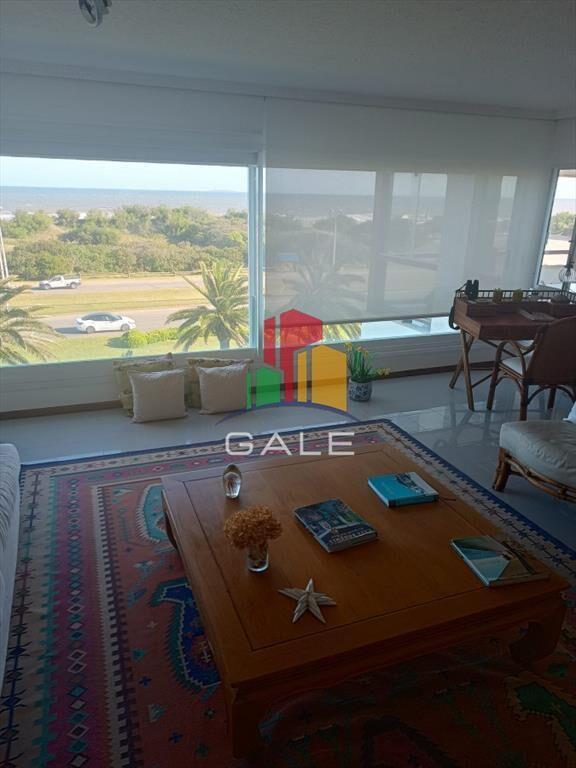 Majestuoso apartamento en Brava
