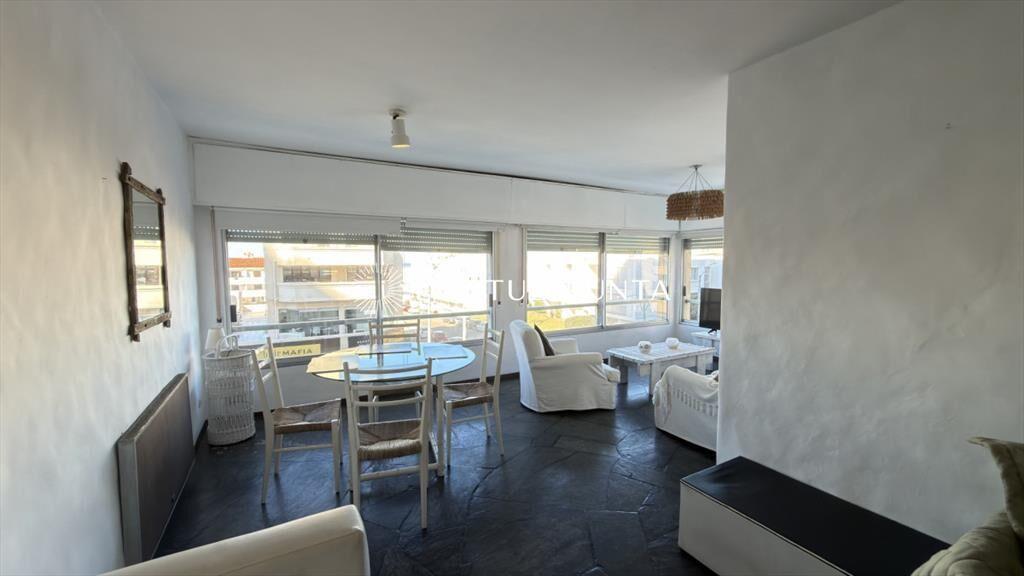Apartamento 2 dormitorios. Península