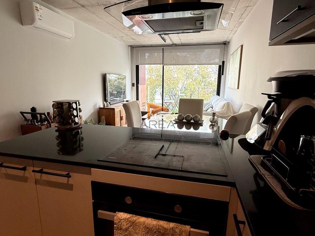 Casa en venta c/ cochera en Pocitos Nuevo