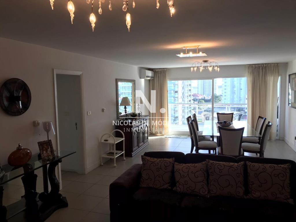 Apartamento en venta con excelente vista y propio