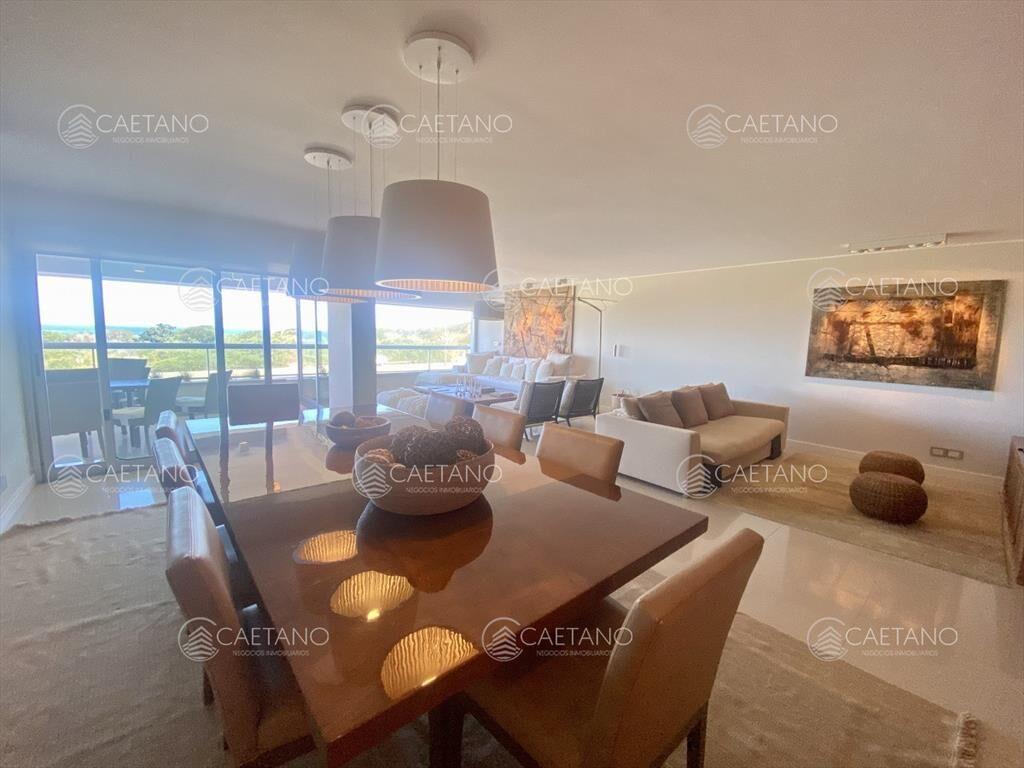 Venta apartamento frente al mar 3 dormitorios