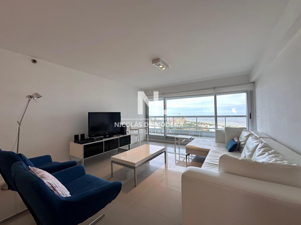 Vende apartamento en Brava, Punta del Este de 3