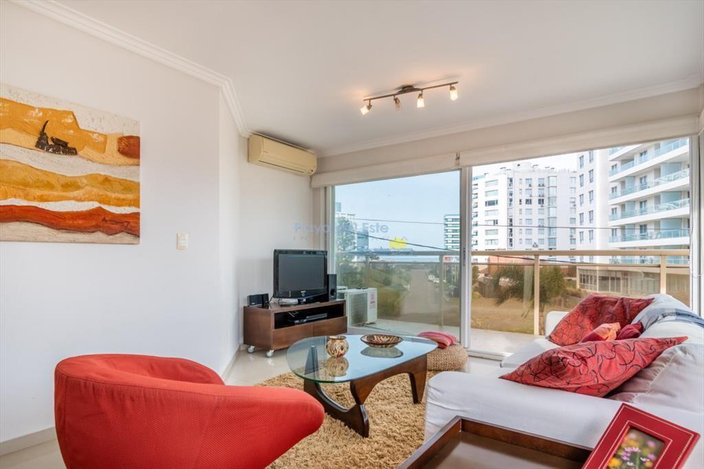 Moderno Apartamento de 3 Dormitorios en Alquiler Anual, Pla