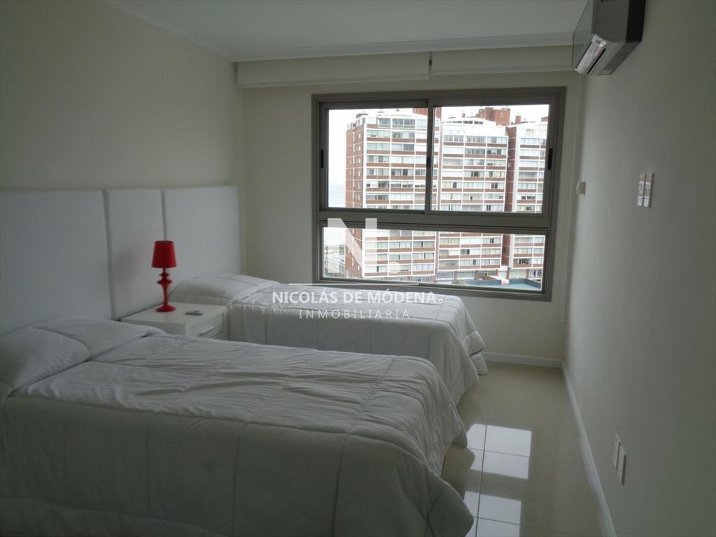 Apartamento en Brava, 3 dormitorios VENTA Y ALQUILER . Tor