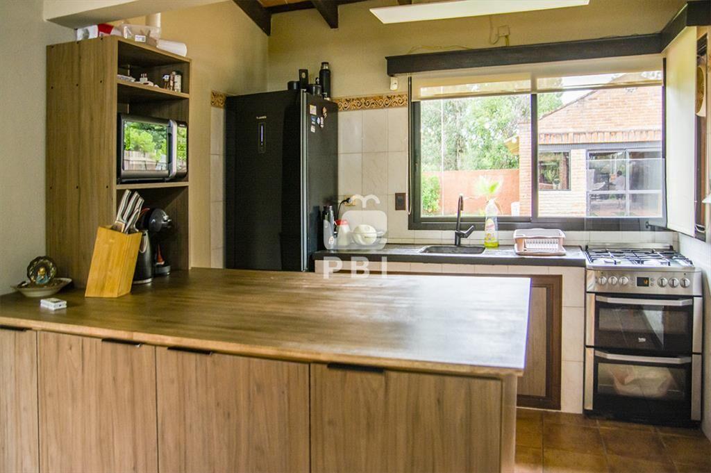 En venta casa de 3 Dormitorios en Jardines de con