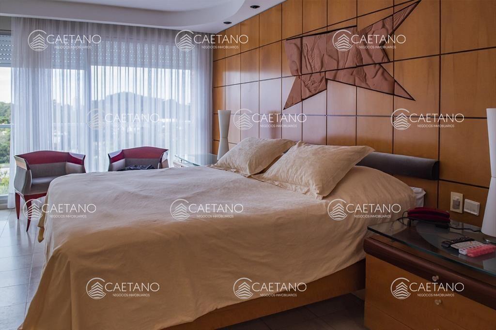 Venta apartamento 3 dormitorios - Playa Mansa