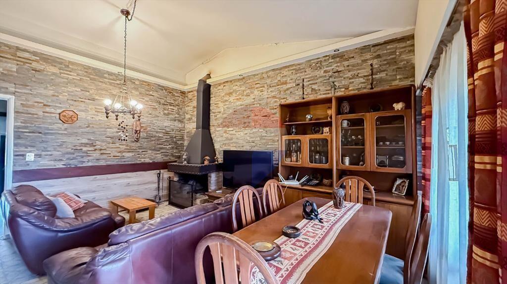 VENTA CASA 2 DORM Y GALPON PRÓXIMO ANTEL ARENA
