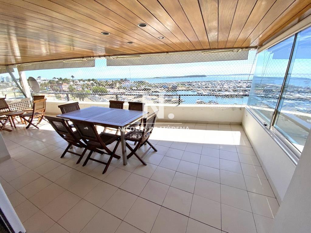 Apartamento en Venta de 3 dormitorios en el , del