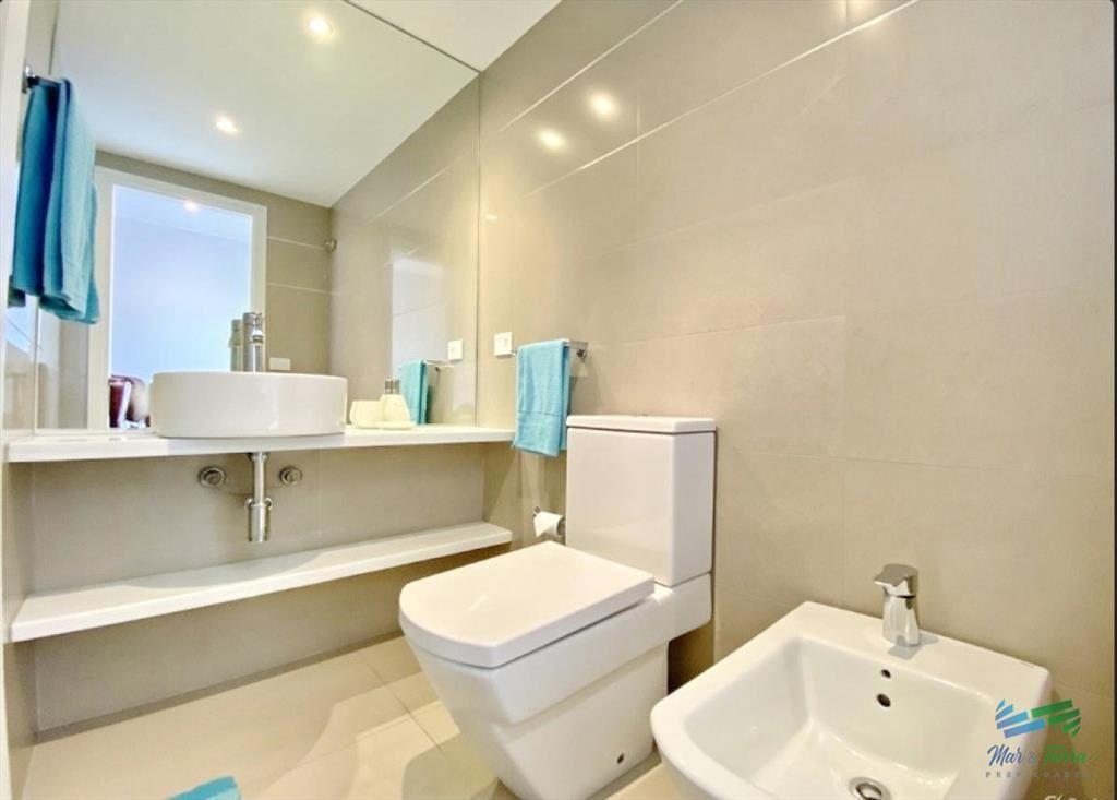 Venta apartamento 3 dormitorios playa Mansa Punta