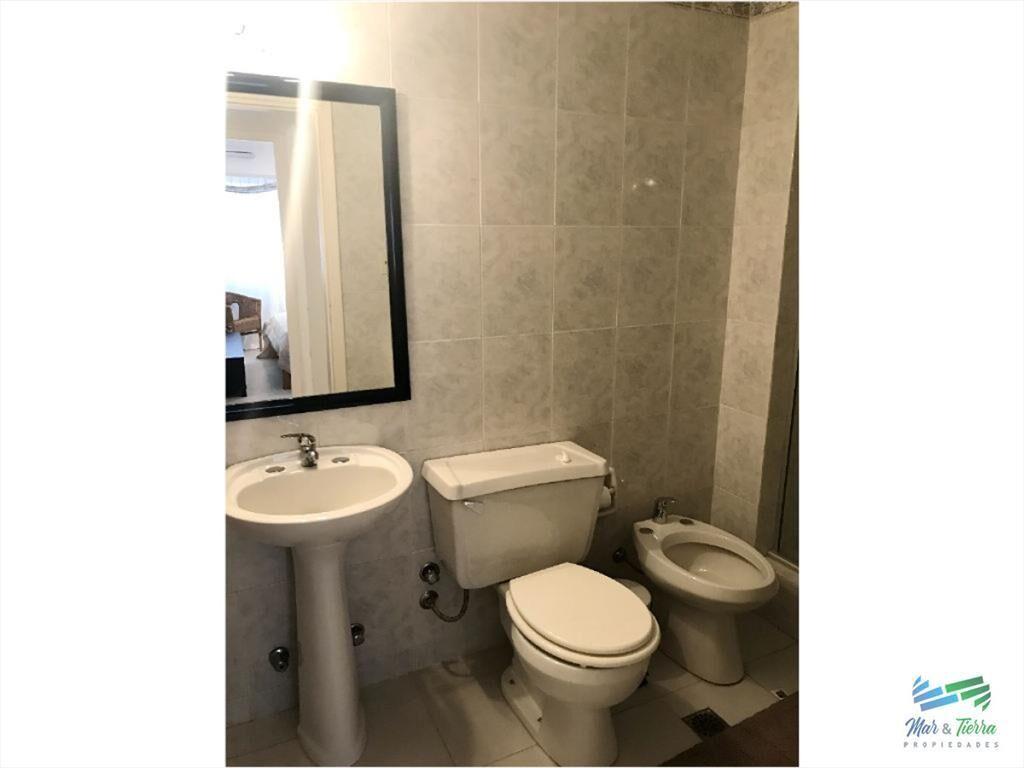 En venta y alquiler.. Apartamento en Península y