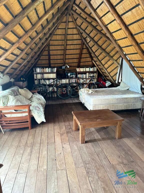 En venta cabaña con gran terreno, piscina y de