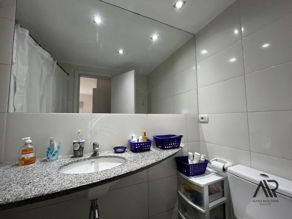 Apartamento en venta de 2 dormitorios, 2 baños y 2 garaj...