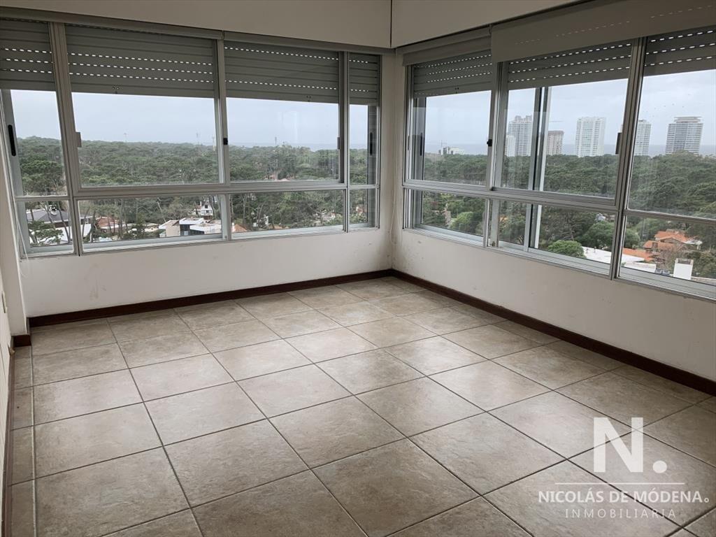 AV ROOSVELT Y PEDRAGOSA SIERRA PISO ALTO RECICLADO