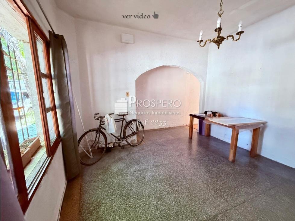 2233/1 Venta Casa 2dorm Pocitos Nuevo Fondo Galpón