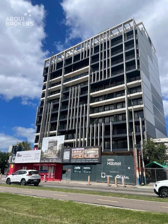 Apartamento de dos dormitorios en venta en Parque Batlle -