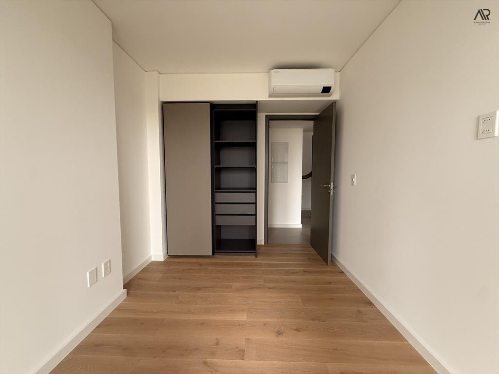 Apartamento en alquiler c/ cochera en Puerto Buceo