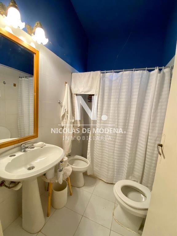 Vende Chalet de 2 dormitorios en La Barra.