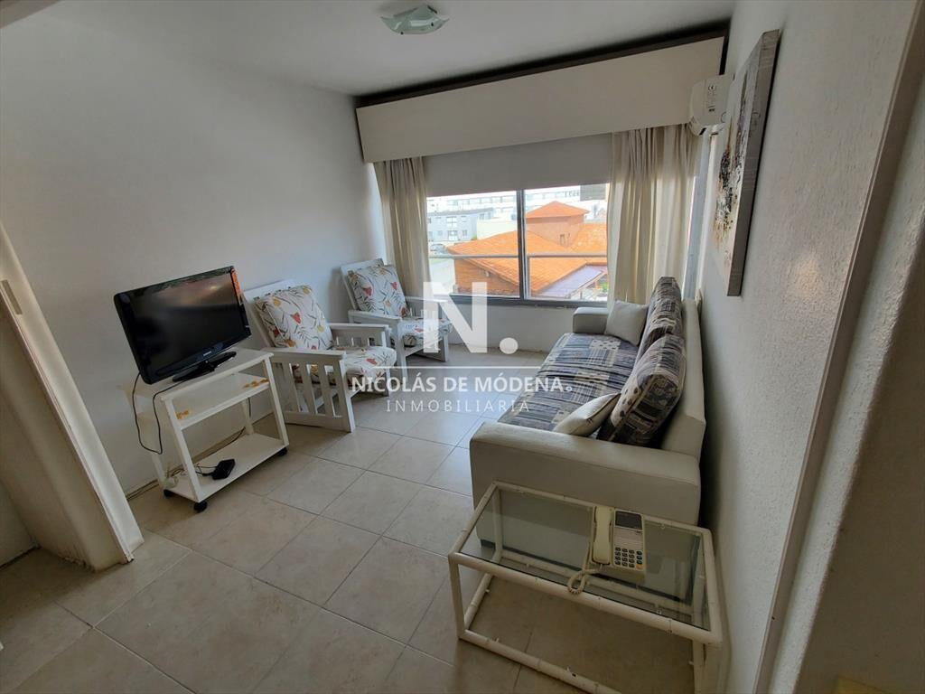 Venta de apartamento de 1 dormitorio en