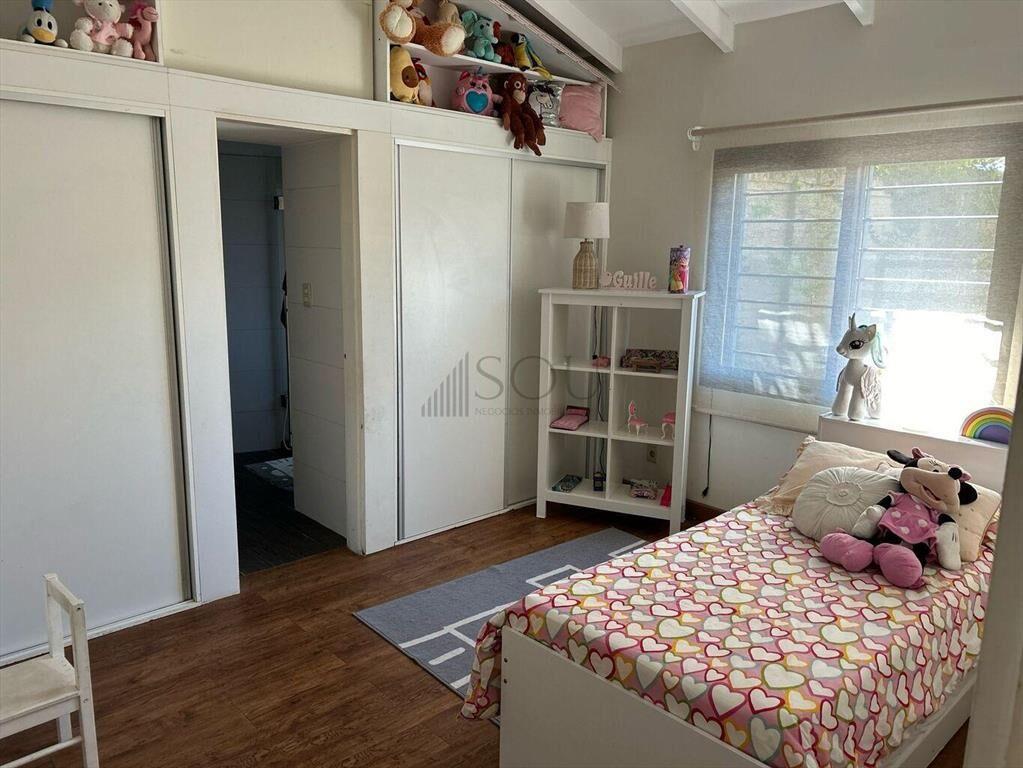 VENTA CASA 4 DORMITORIOS GRAN TERRENO PINAR SUR