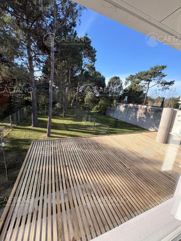 Casa a Estrenar Jardines de Cordoba sobre Avenida