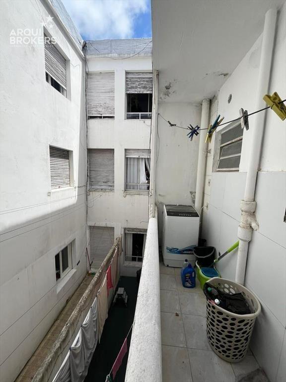 Apartamento de dos dormitorios en venta con renta en Tres C