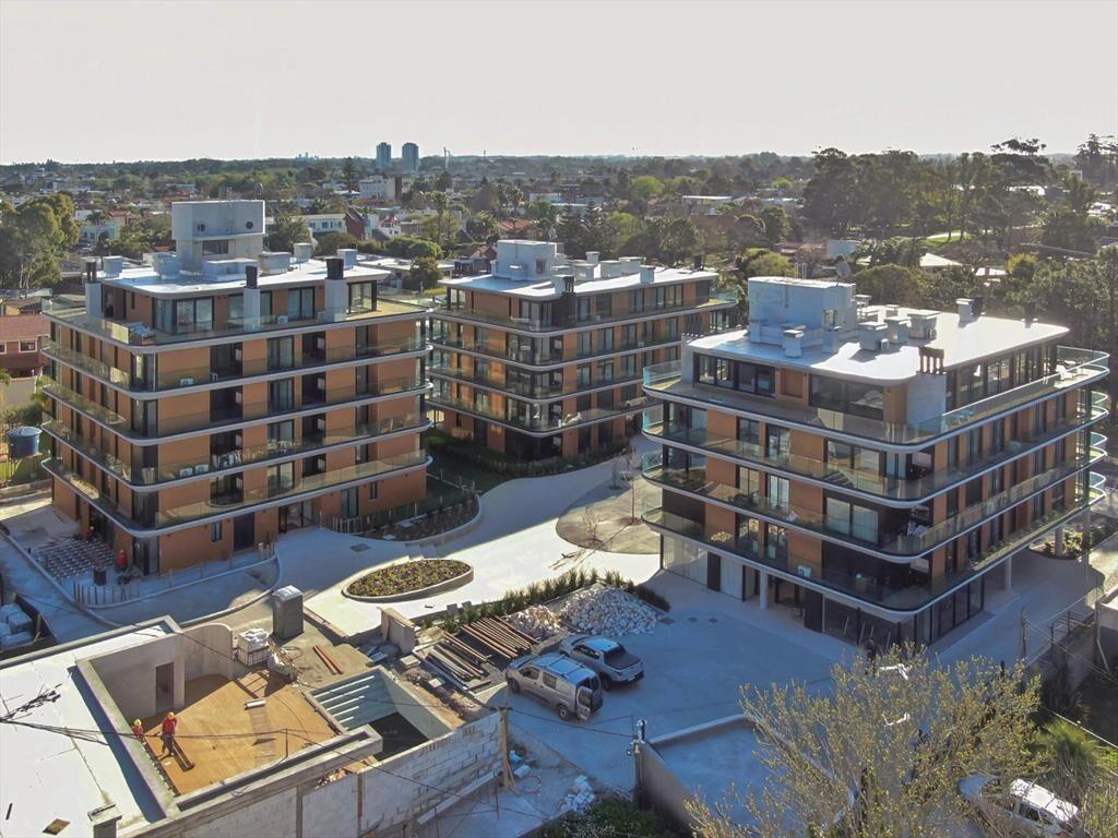 Venta Apartamento 3 Dormitorios en Barra de Carrasco