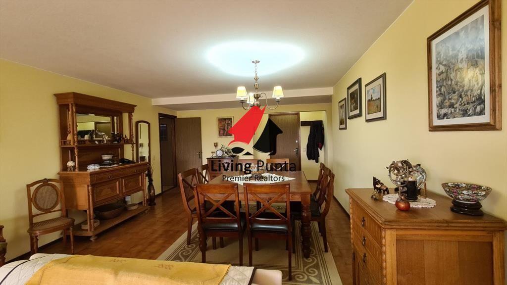 Apartamento en Roosevelt, 3 dormitorios *