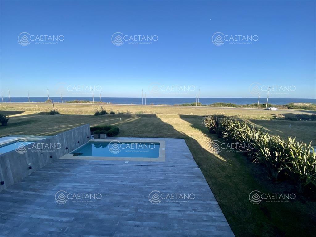 Venta apartamento 4 dormitorios, playa brava del