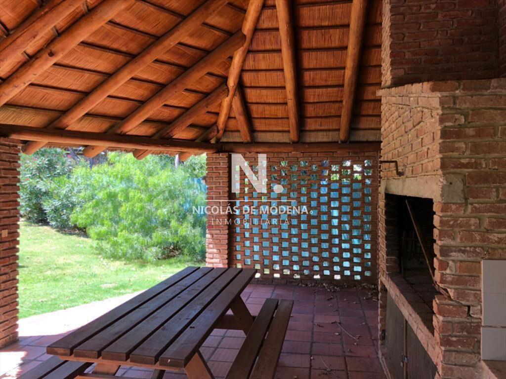 Chalet en venta a solo 50 mts del mar.