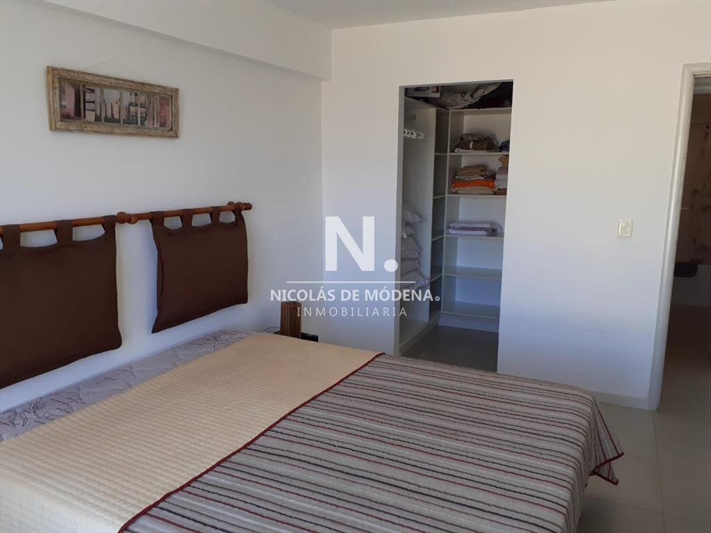 Apartamento en torre moderna con buenos amenities