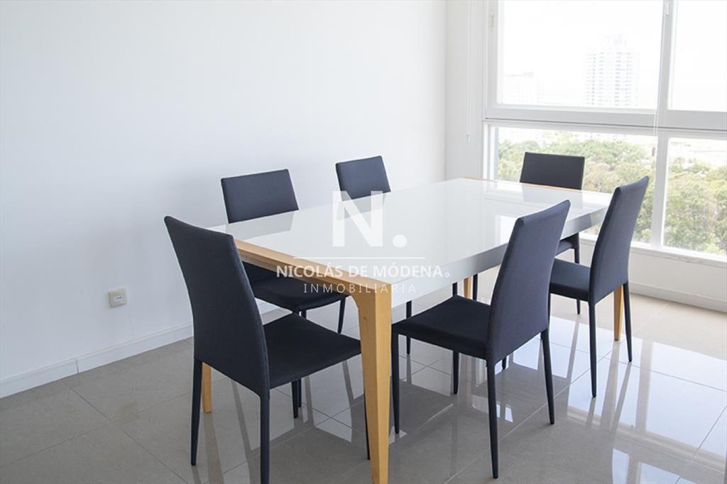 Apartamento con excelente ubicación.