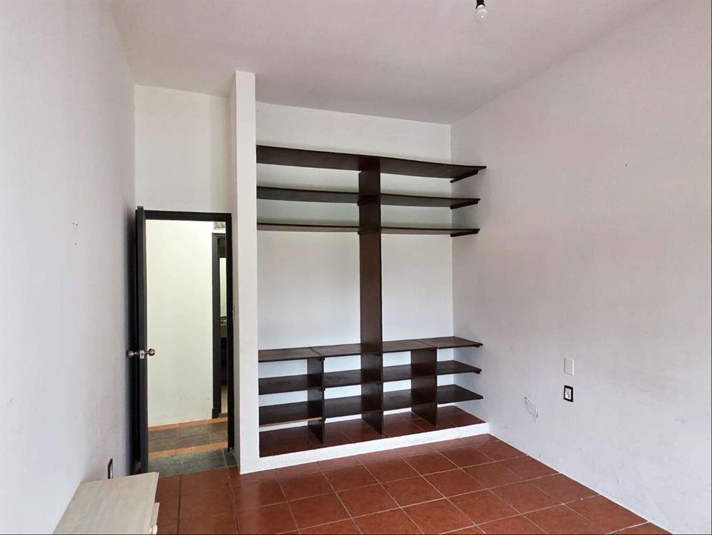 ALQUILER o VENTA - CASA PARA EMPRESA - OFICINA - CARRASCO -