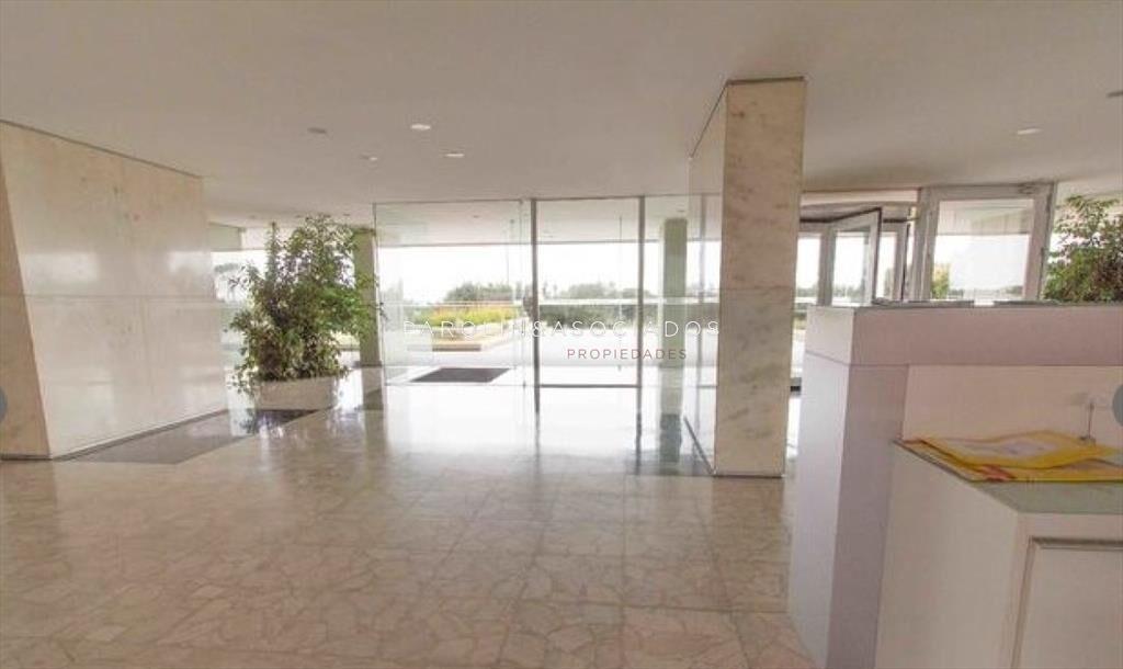 Departamento en venta, PLAYA MANSA PRIMERA LINEA