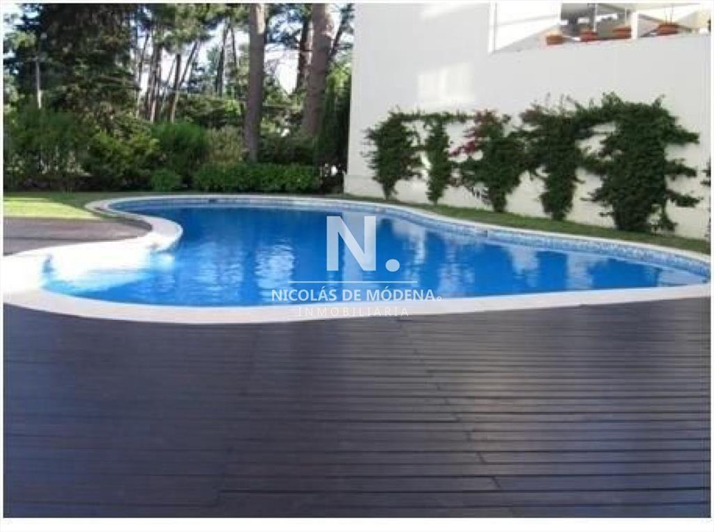 Departamento de 1 dormitorio en venta en Punta