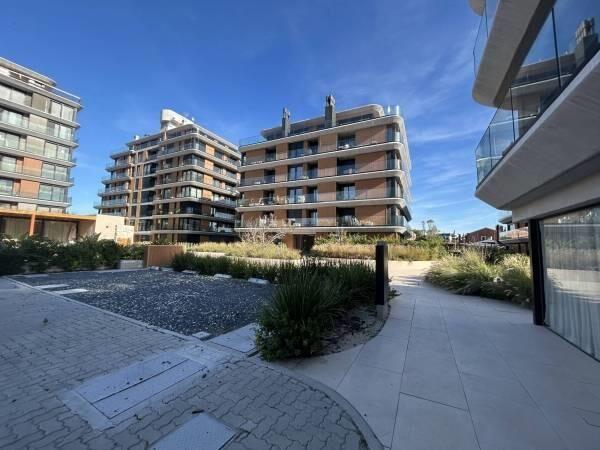 Alquiler de Apartamento en Rambla Costanera con 2 dormitorio