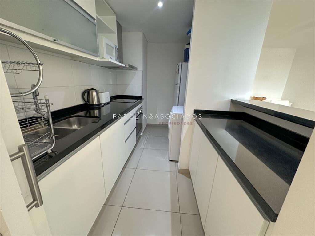 Apartamento en venta de 2 dormitorios Wind Tower,