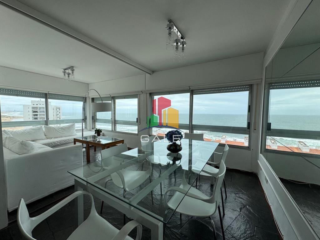 HERMOSO APARTAMENTO CON VISTA AL MAR