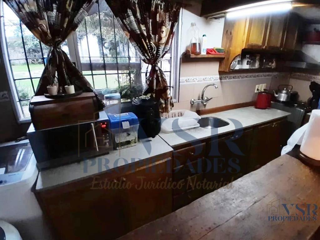 Venta casa 3 dormitorios, 3 baños cochera x 3, galpón fo...