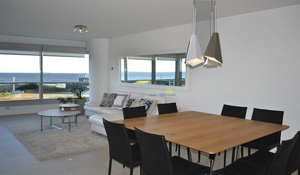 Apartamento de 2 Dormitorios en Torre Le Parc , ,