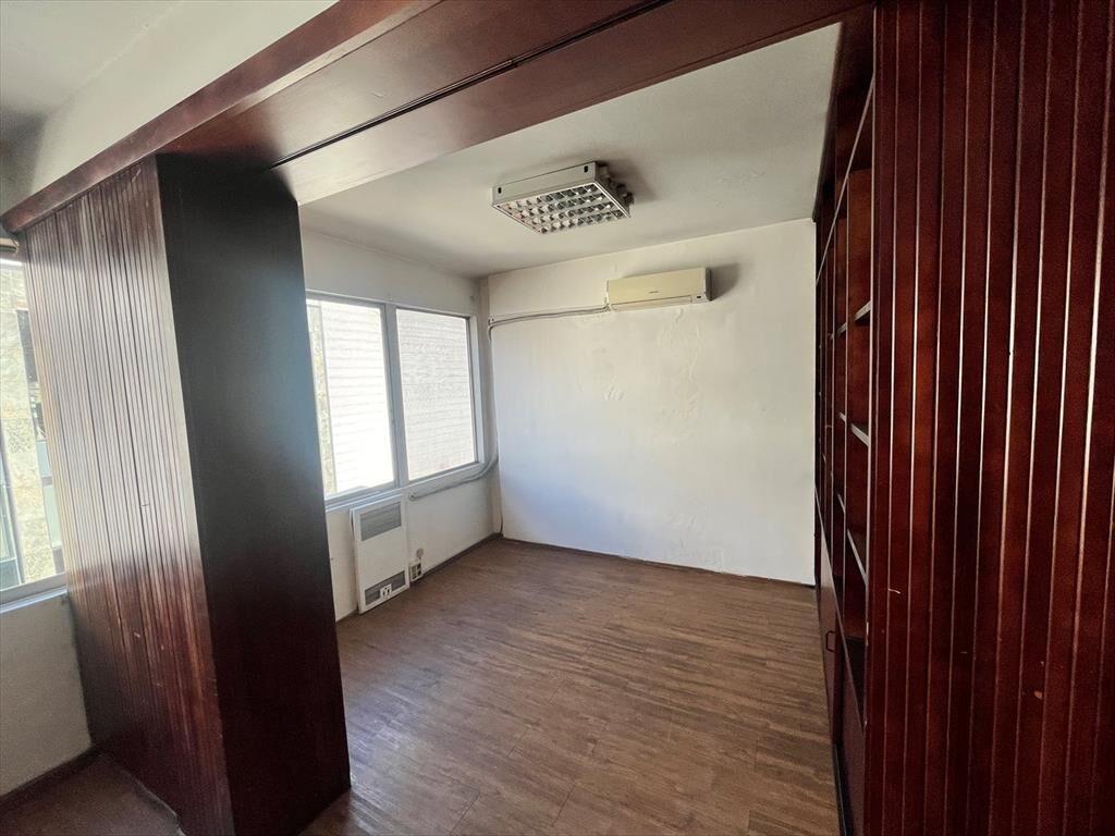 Venta o Alquiler oficina Ciudad Vieja con garaje