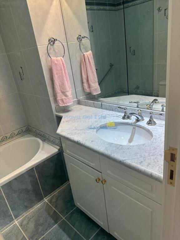 Apartamento en Alquiler temporal de 3 dormitorios