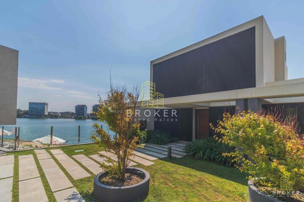 Venta Apartamento Triplex 3 Dormitorios En