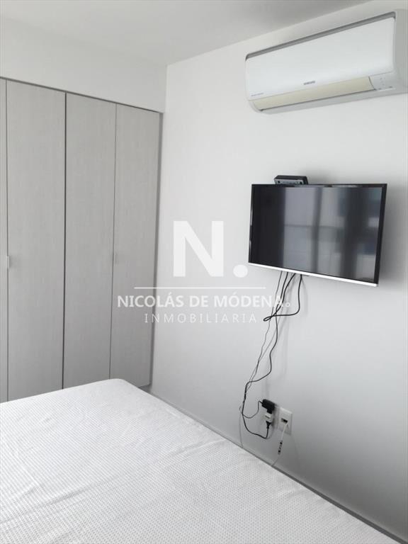 Apartamento de 2 dormitorios en venta en a metros