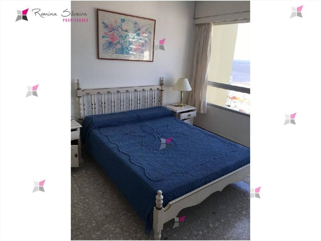 VENTA DE APARTAMENTO DE 3 DORMITORIOS EN PUNTA