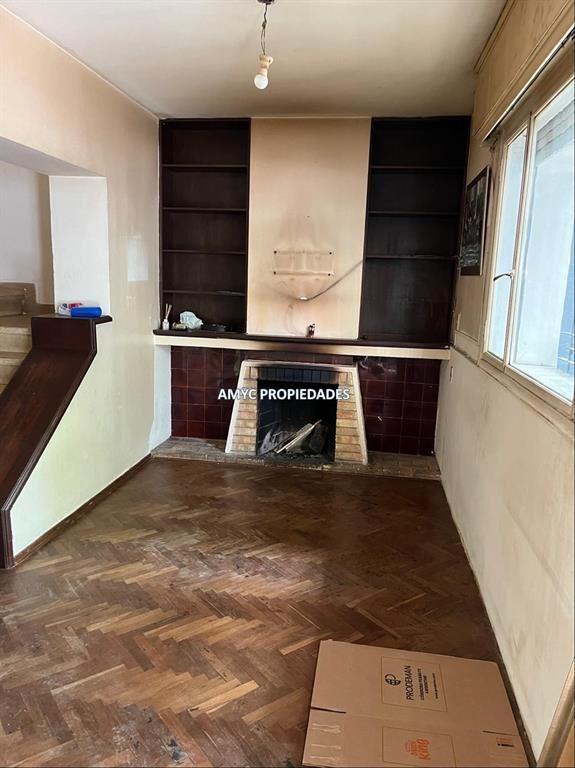 CASA EN 2 PLANTAS 3 DORM Y GARAGE PARA EMPRESA O FAMILIA