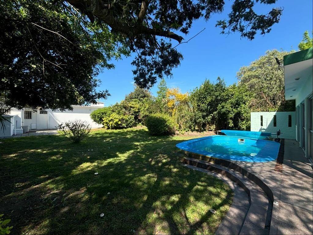 Venta de Casa de 3 dormitorios - Piscina - Barbacoa - Atlán