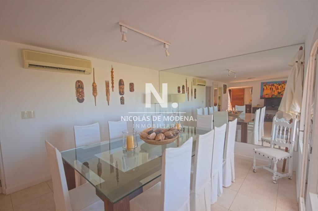 Departamento de 3 dormitorios en alquiler en Manantiales