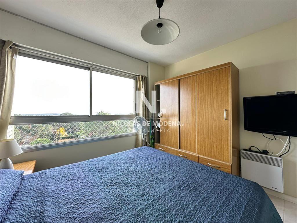 Apartamento de 1 dormitorio en Venta en Av. , del