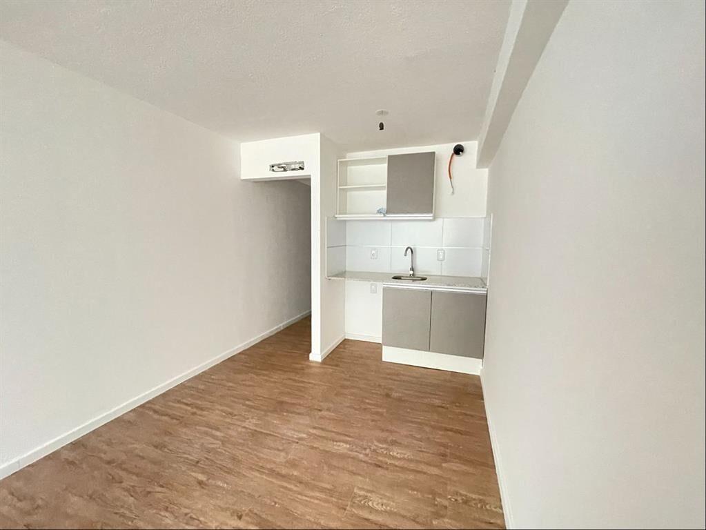 Venta monoambiente 37 m2 frente Plaza del Entrevero Centro