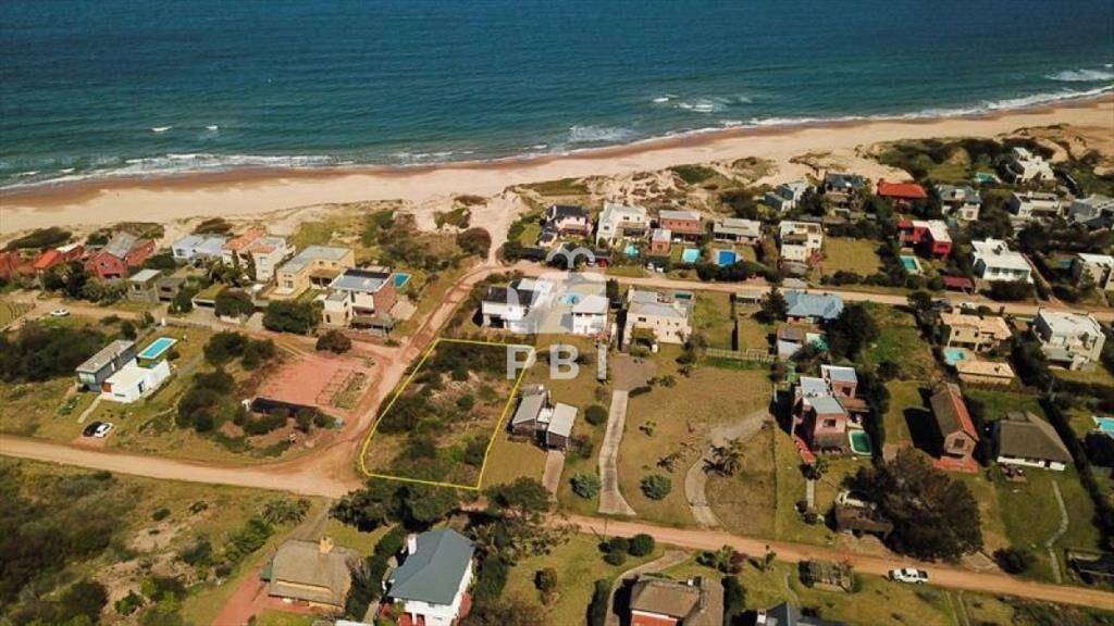 Terreno en venta Tio Tom - Ref : PBI1424